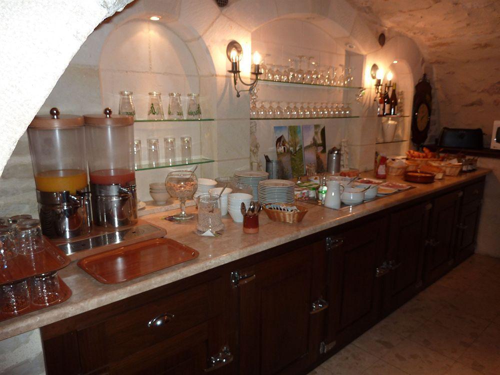 Du Manoir Hotel