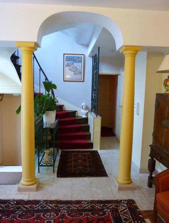Du Manoir Hotel